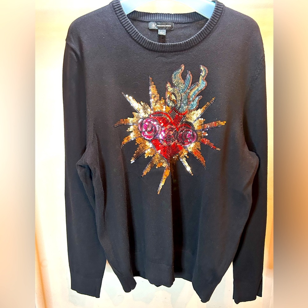 International Concepts L size sweater with a multicolor detail on the front.